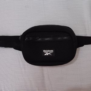 NWT Reebok Waist Bag